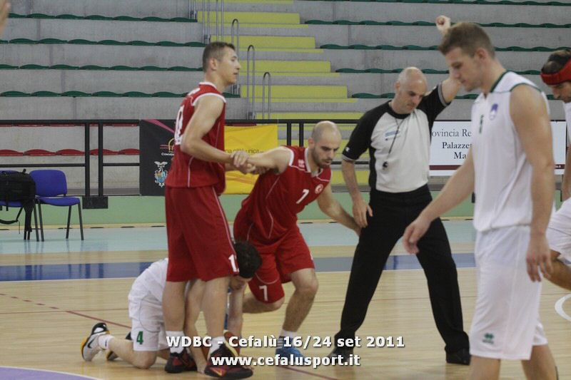 110923 basket 161_tn.jpg